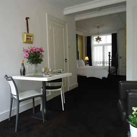 Frederik Park House