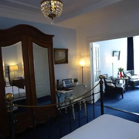 Frederik Park House 3*